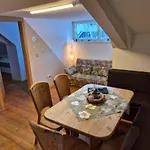 Apartman Alfenz *